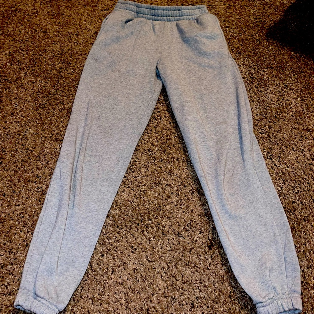 Grey sweats